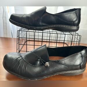 Cobb Hill Paulette Black Leather Slip Ons Rockport New Balance